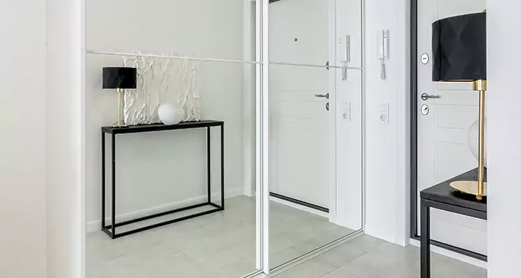 Mirrored Bifold Closet Doors Repair in Brent, FL