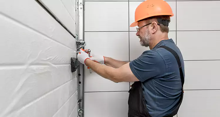 Emergency Garage Door Repair in Brent, FL