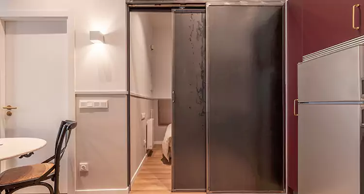 We Fix Closet Sliding Door in Brent, FL 