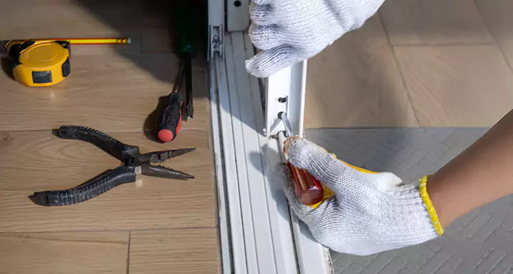 Screen Door Wheel Replacement in Brent, FL