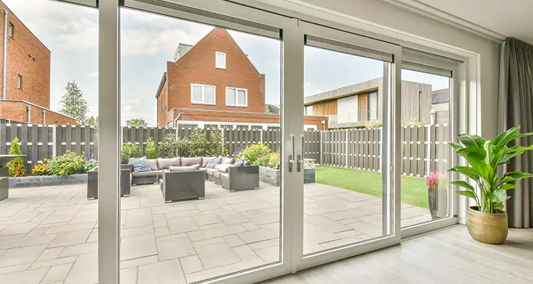 Best Sliding Screen Door Replacement Company in Brent, FL